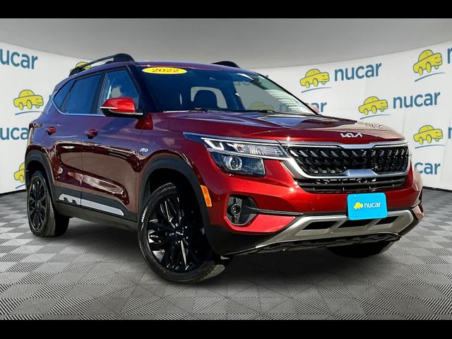 2022 Kia Seltos Nightfall