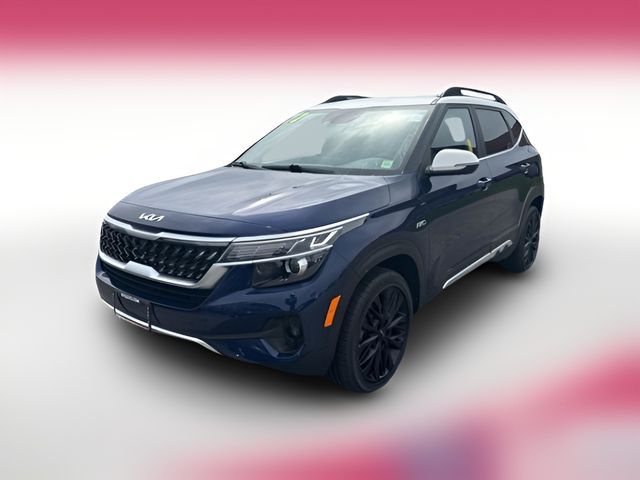 2022 Kia Seltos Nightfall