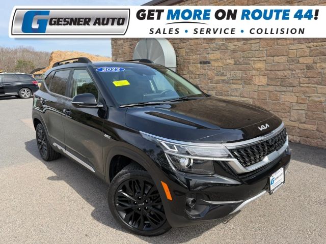 2022 Kia Seltos Nightfall