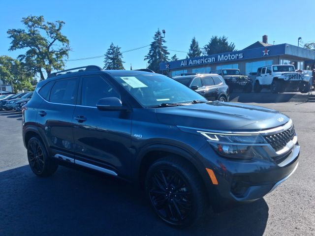 2022 Kia Seltos Nightfall