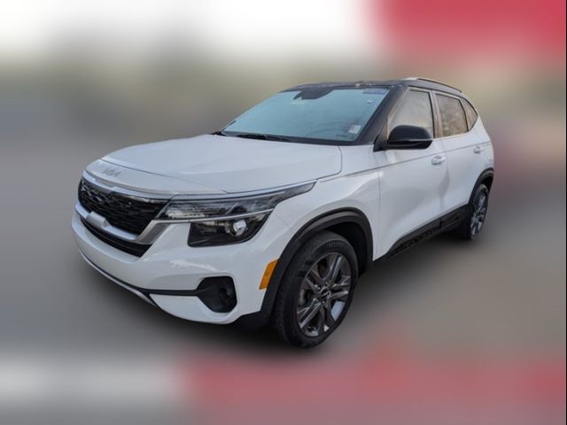 2022 Kia Seltos S