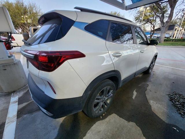 2022 Kia Seltos S