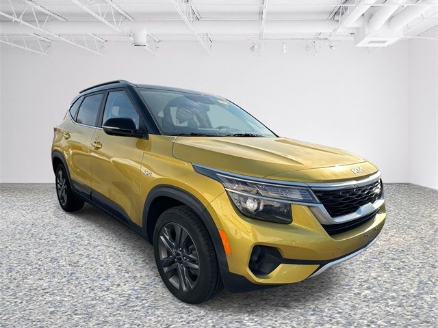 2022 Kia Seltos S