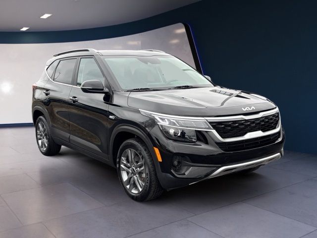 2022 Kia Seltos S