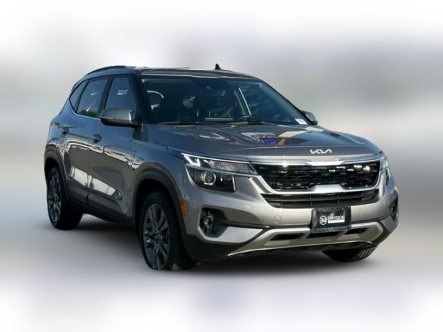 2022 Kia Seltos S