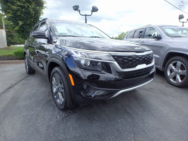 2022 Kia Seltos S