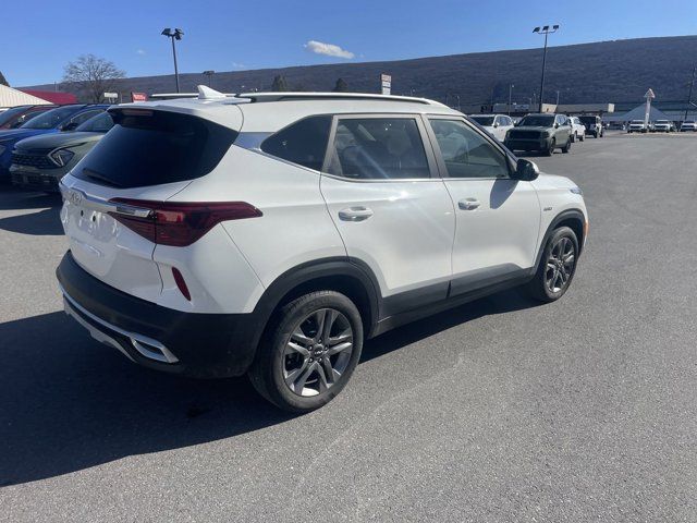 2022 Kia Seltos S