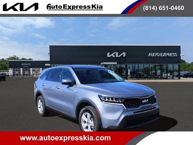 2022 Kia Sorento LX