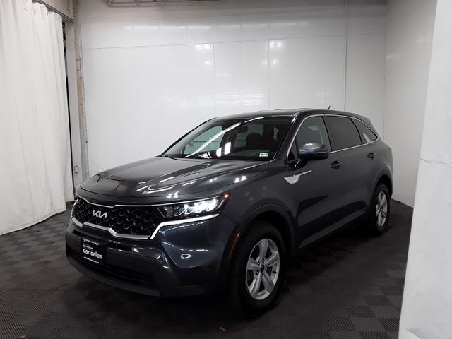 2022 Kia Sorento LX