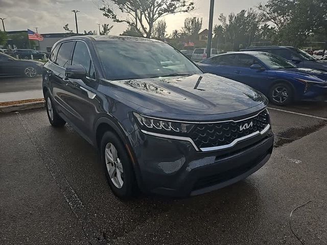 2022 Kia Sorento LX