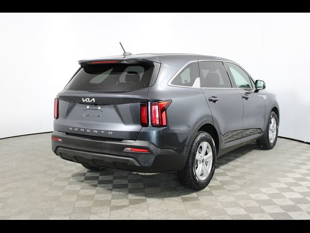 2022 Kia Sorento LX