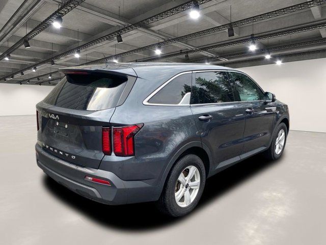 2022 Kia Sorento LX