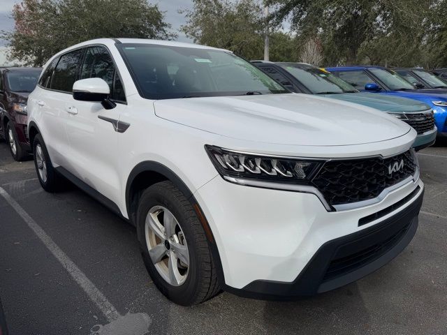 2022 Kia Sorento LX