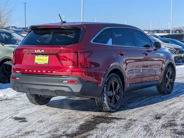 2022 Kia Sorento LX