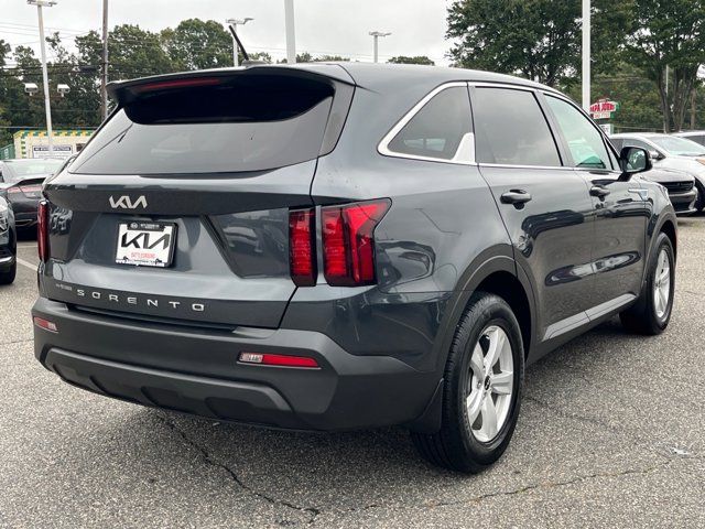 2022 Kia Sorento LX