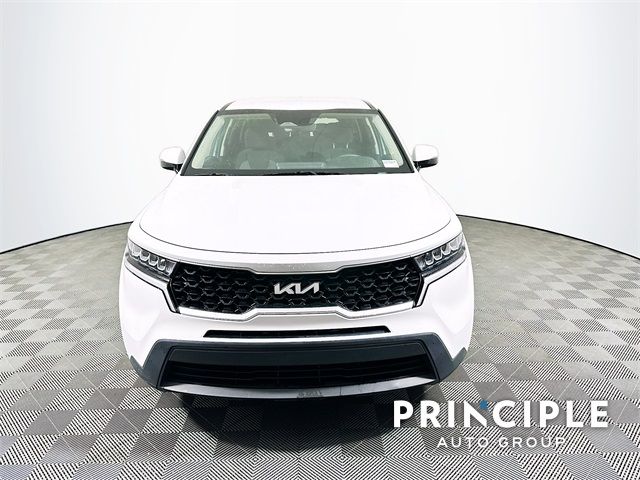 2022 Kia Sorento LX