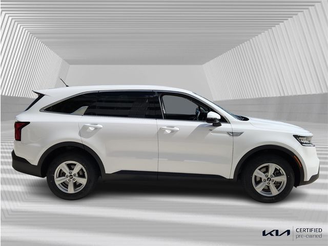 2022 Kia Sorento LX