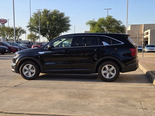 2022 Kia Sorento LX