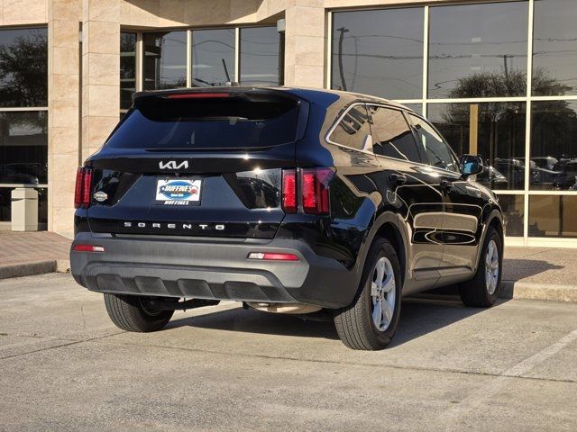 2022 Kia Sorento LX