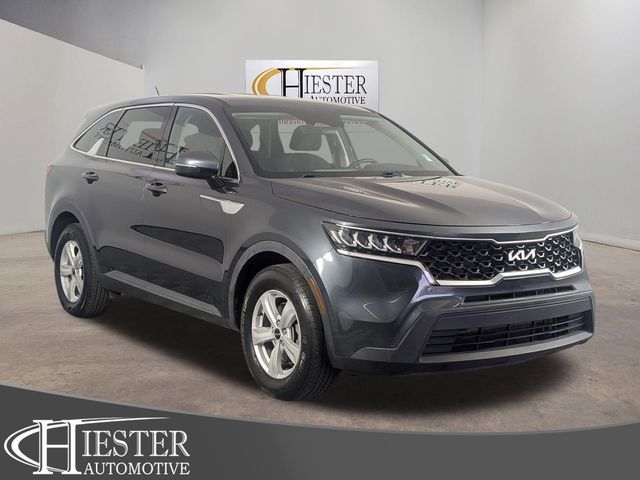 2022 Kia Sorento LX