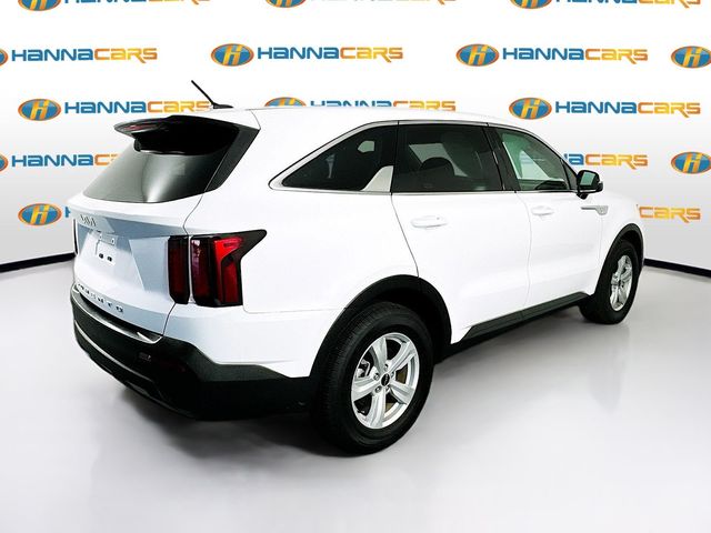 2022 Kia Sorento LX