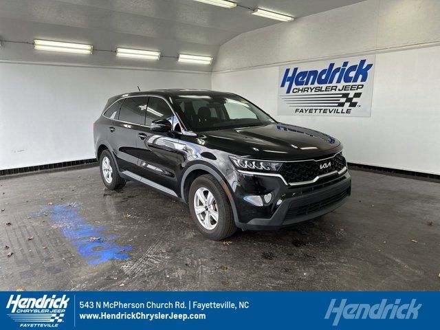 2022 Kia Sorento LX