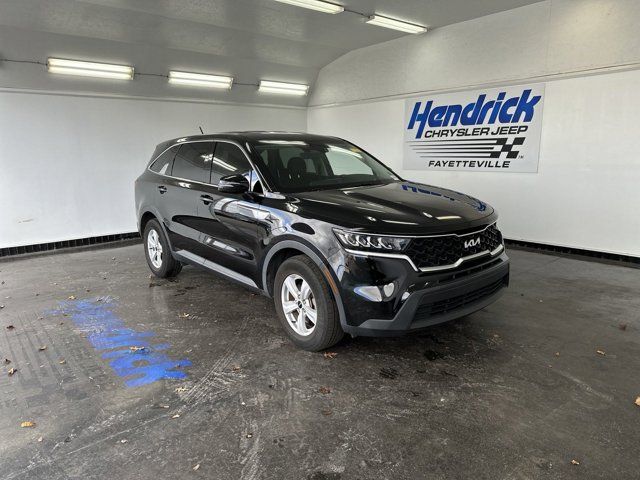 2022 Kia Sorento LX