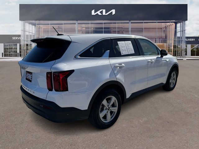 2022 Kia Sorento LX