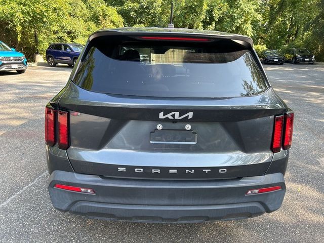 2022 Kia Sorento LX