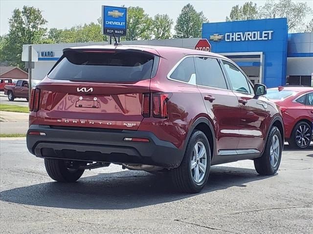 2022 Kia Sorento LX