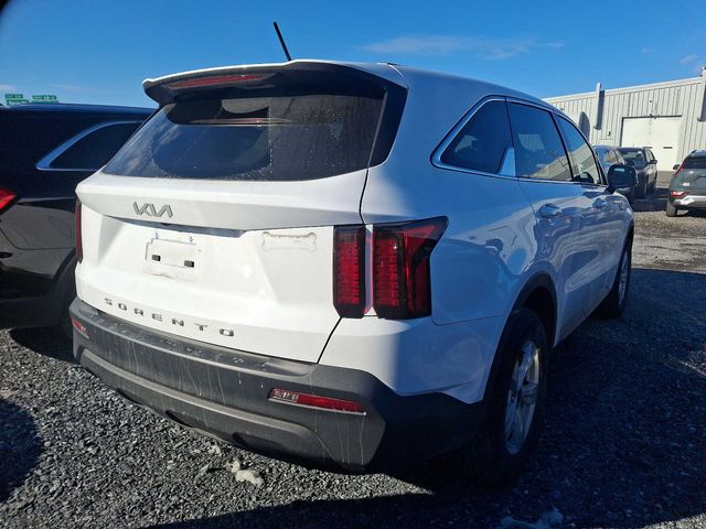 2022 Kia Sorento LX