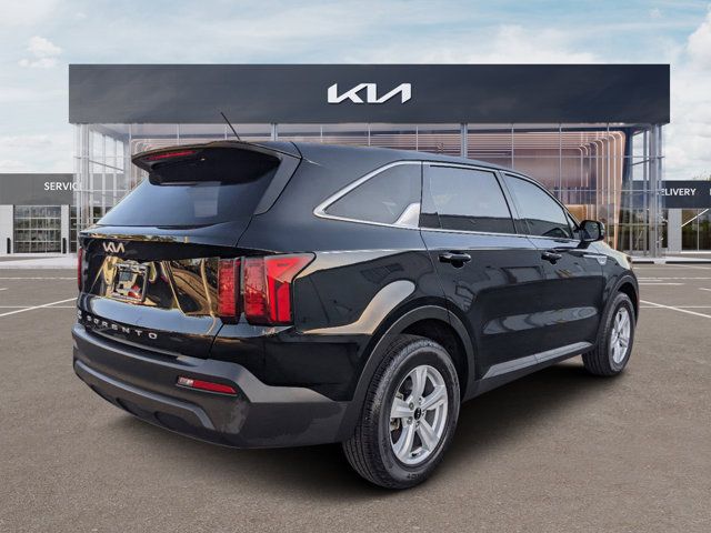 2022 Kia Sorento LX