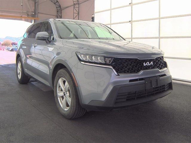 2022 Kia Sorento LX