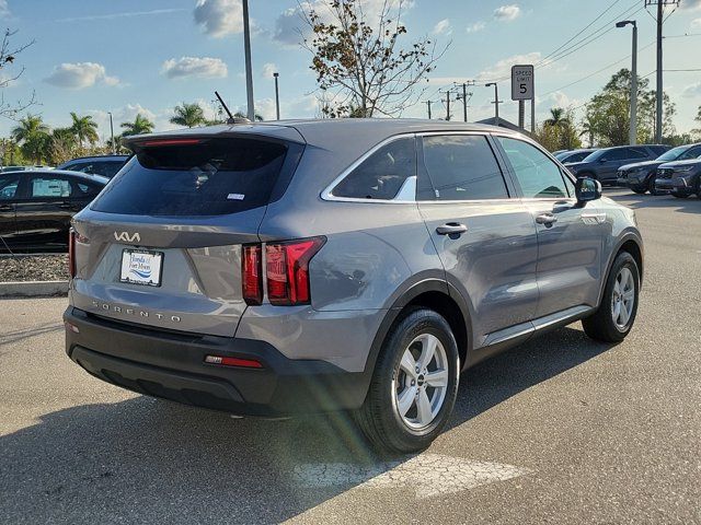 2022 Kia Sorento LX