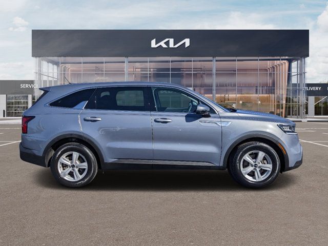 2022 Kia Sorento LX