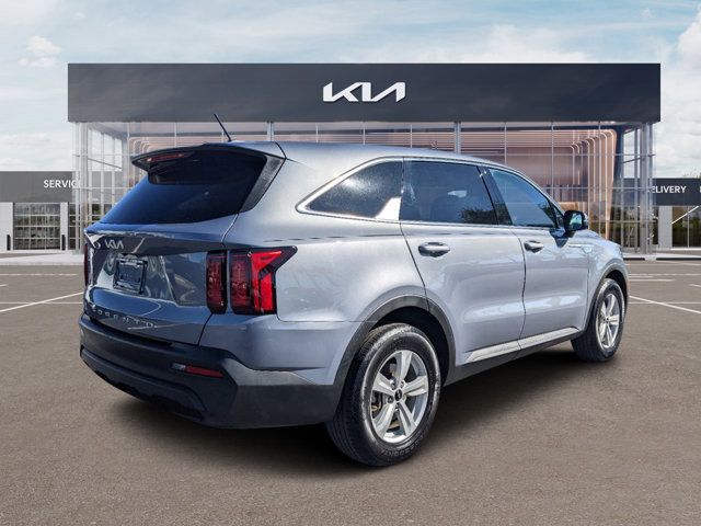 2022 Kia Sorento LX