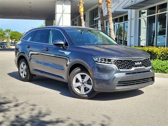 2022 Kia Sorento LX