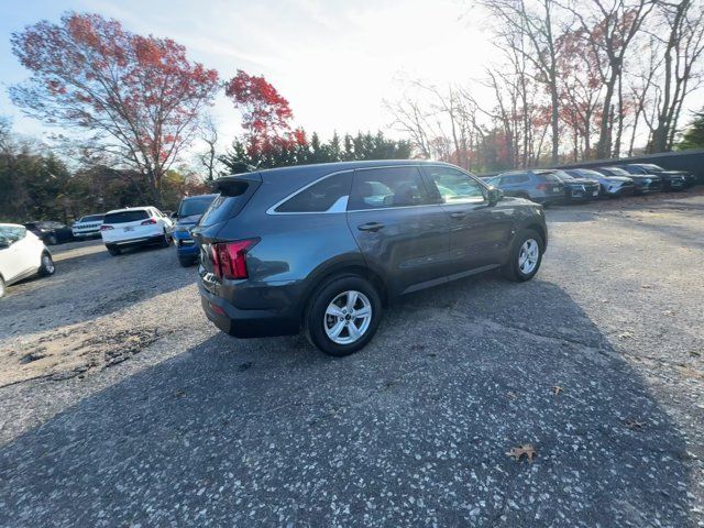 2022 Kia Sorento LX