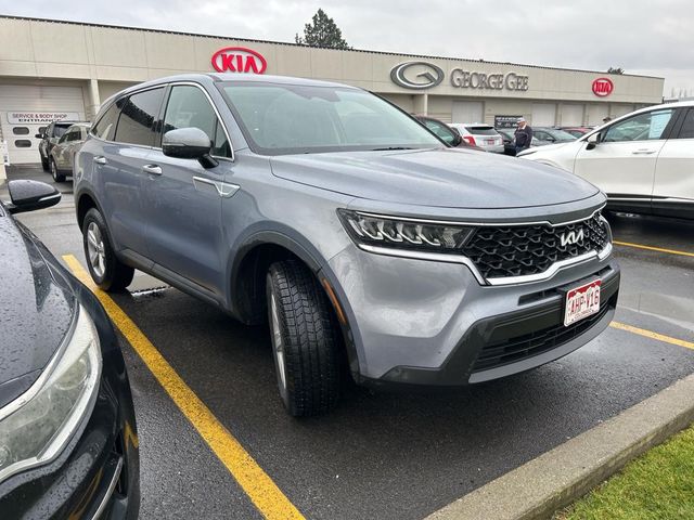 2022 Kia Sorento LX