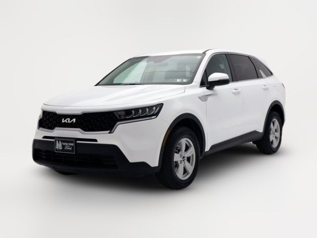 2022 Kia Sorento LX
