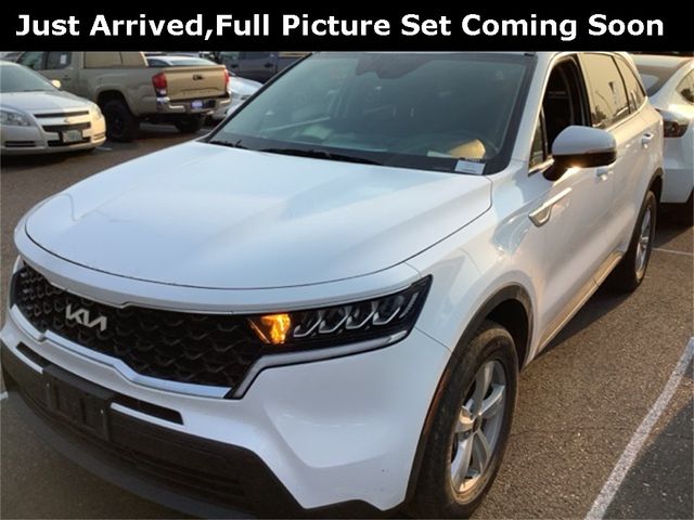 2022 Kia Sorento LX