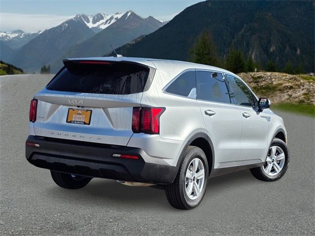 2022 Kia Sorento LX