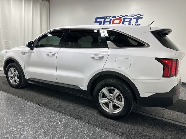 2022 Kia Sorento LX