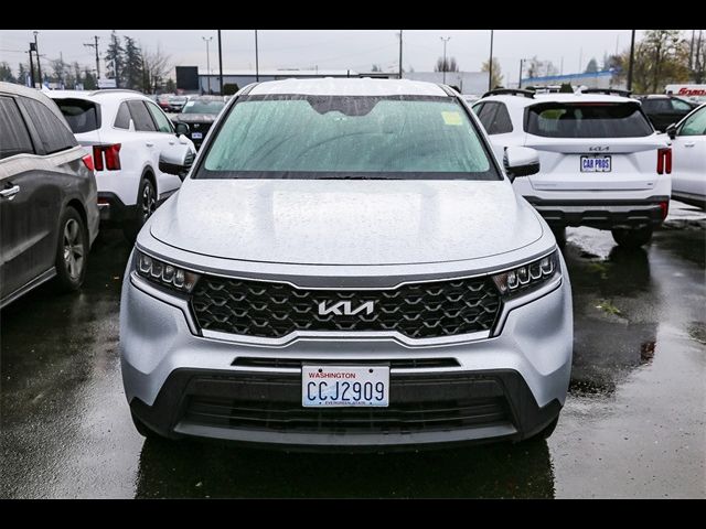 2022 Kia Sorento LX