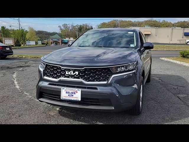 2022 Kia Sorento LX