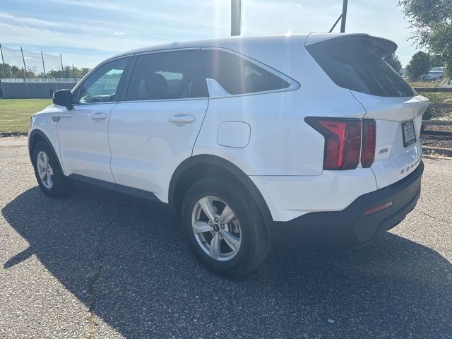 2022 Kia Sorento LX