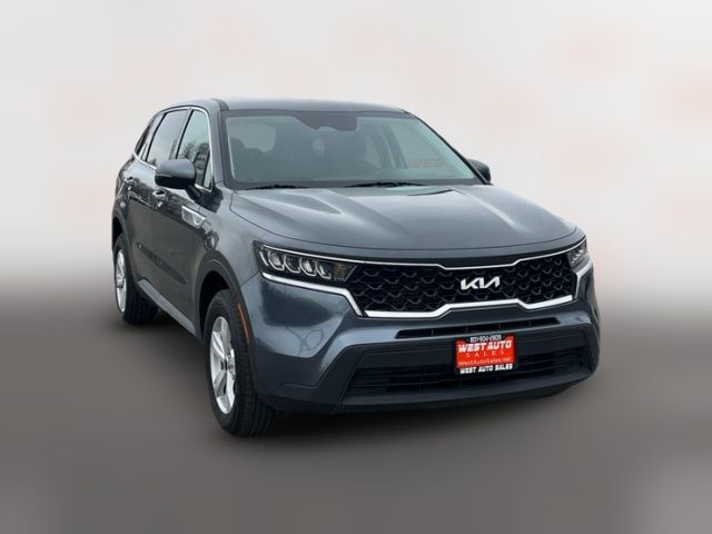 2022 Kia Sorento LX