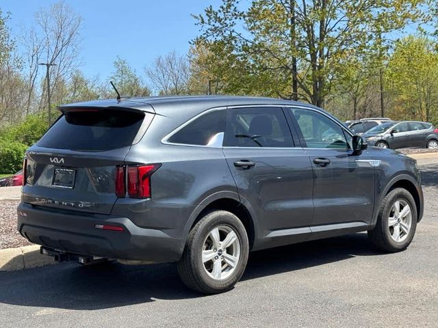 2022 Kia Sorento LX