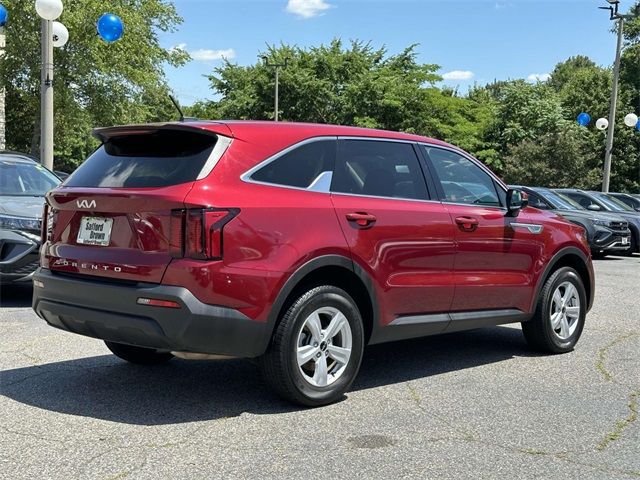 2022 Kia Sorento LX