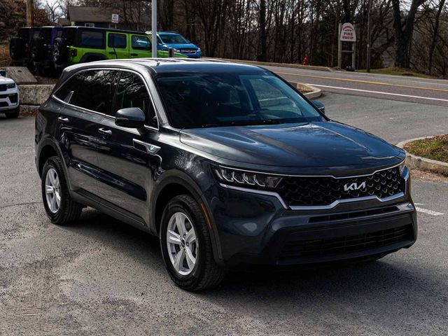 2022 Kia Sorento LX